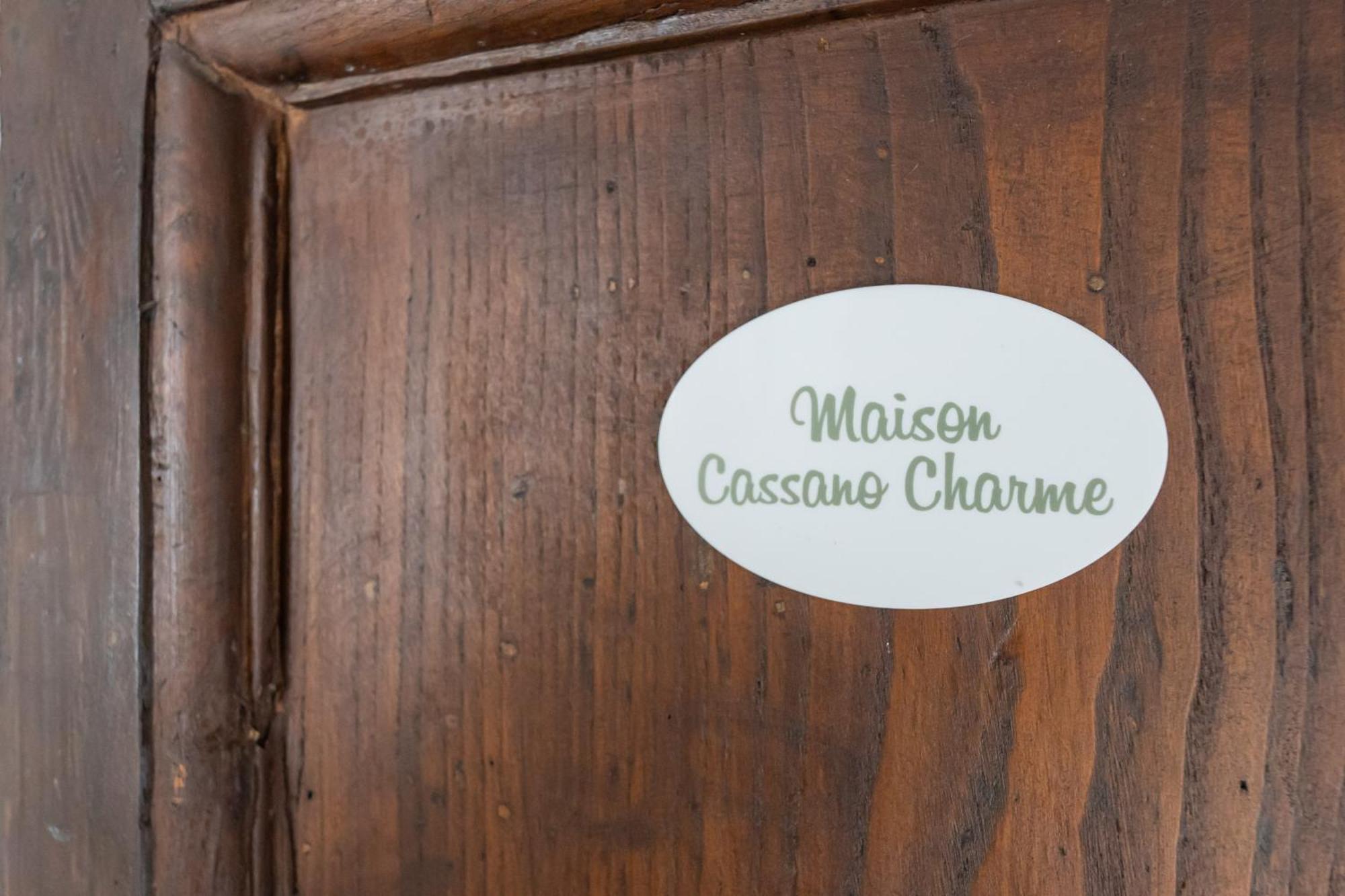 Апартаменты Maison Cassano Charme Неаполь Экстерьер фото